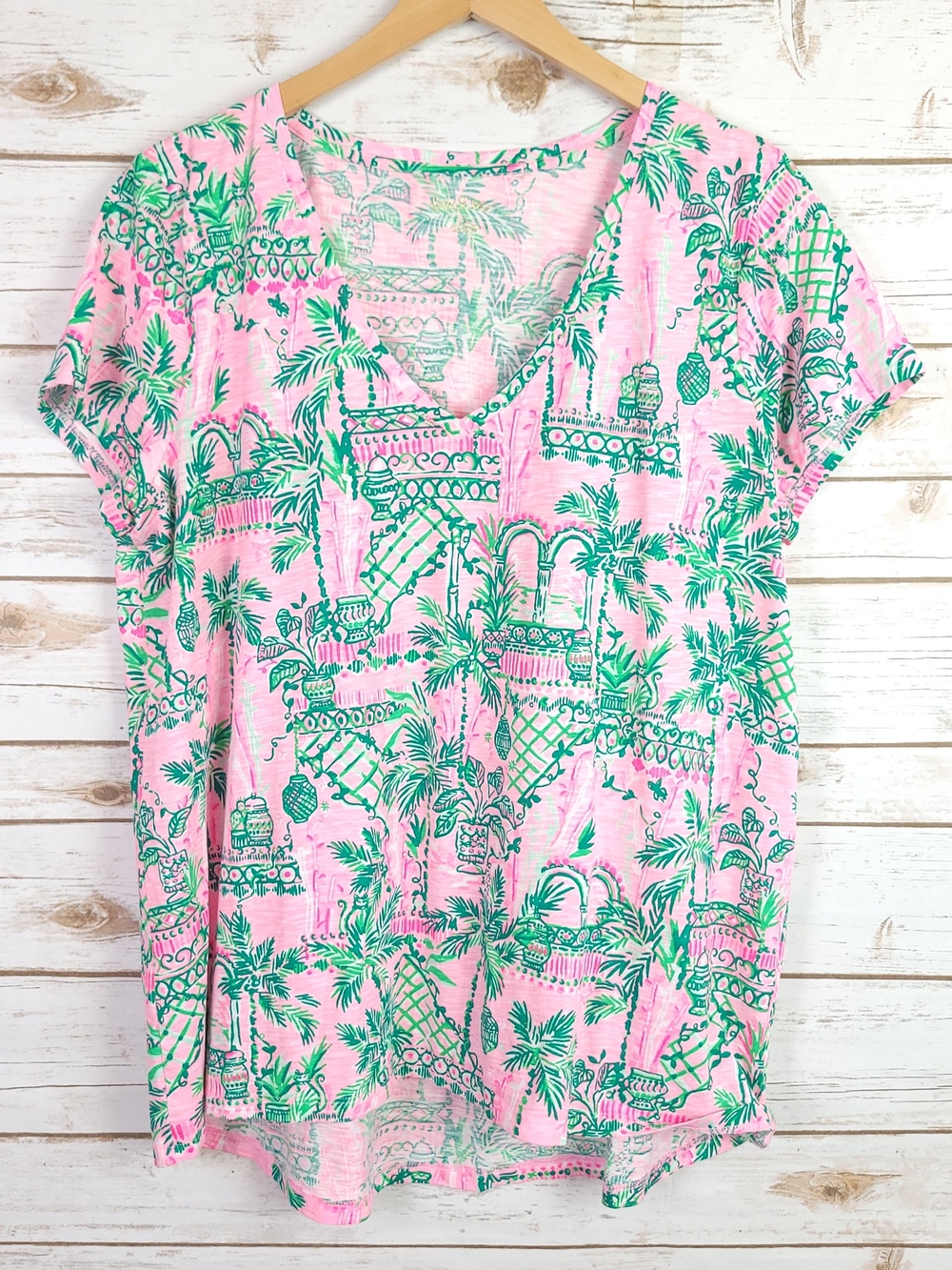 Lilly Pulitzer Etta V-Neck Top XL Short Sleeve Mandevilla Baby Always Worth It